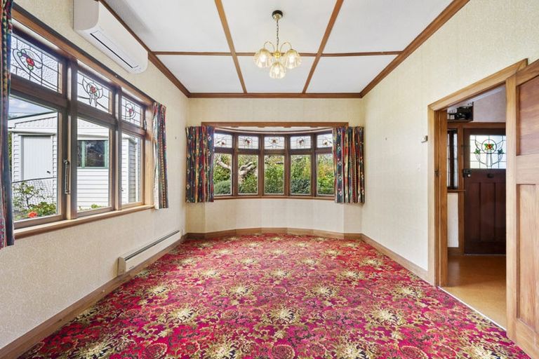 Photo of property in 12 Marsden Avenue, Karori, Wellington, 6012