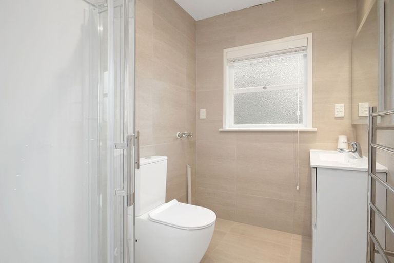 Photo of property in 2/31 Dominion Street, Takapuna, Auckland, 0622