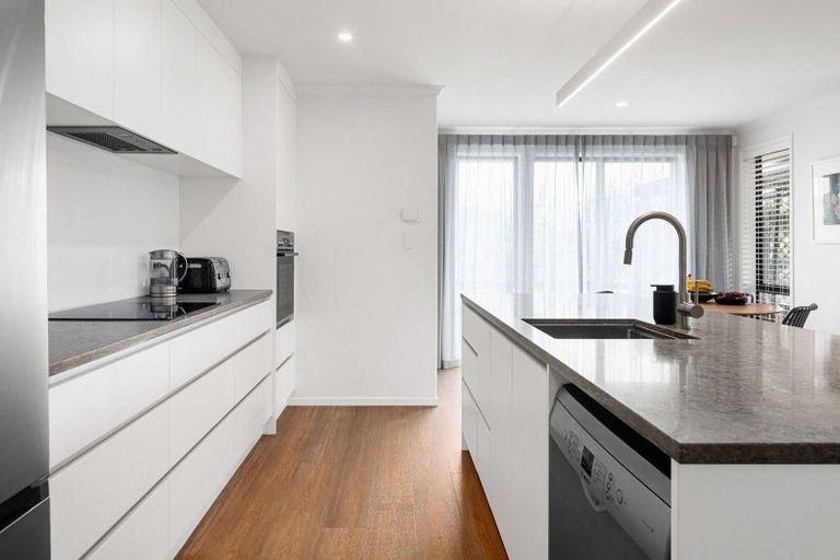 Photo of property in 8 Parkside Drive, Huntington, Hamilton, 3210