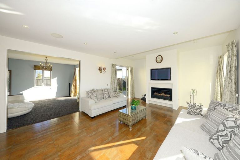 Photo of property in 69 Westpark Drive, Burnside, Christchurch, 8053