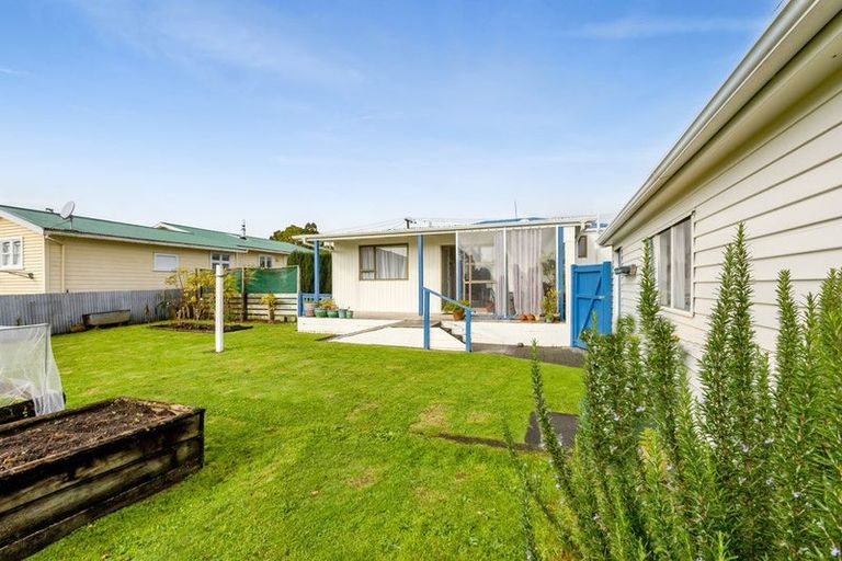 Photo of property in 12 Wicksteed Street, Vogeltown, New Plymouth, 4310