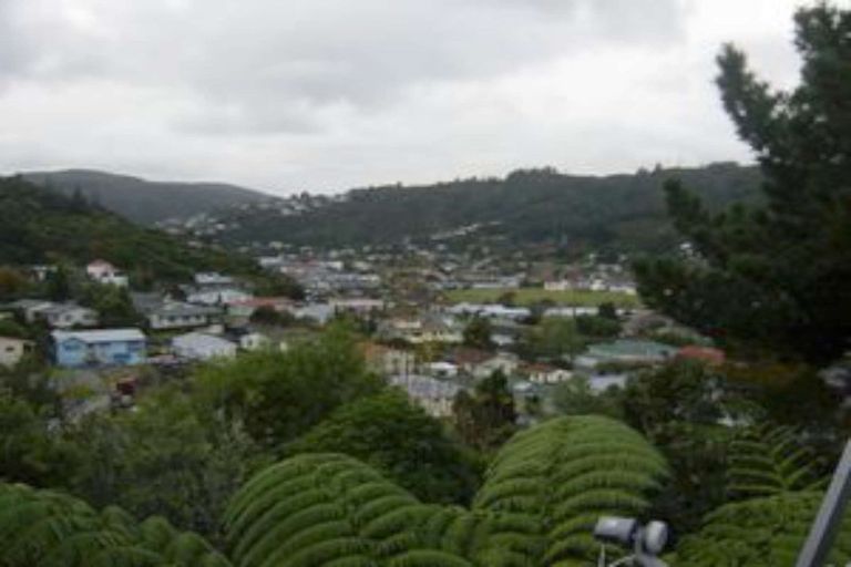 Photo of property in 48a Logie Street, Stokes Valley, Lower Hutt, 5019