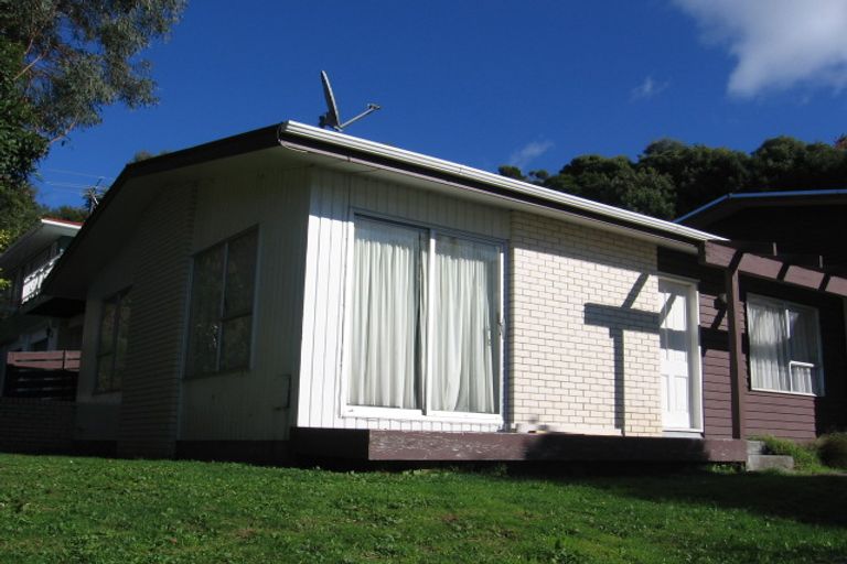 Photo of property in 10a Dormar Place, Churton Park, Wellington, 6037