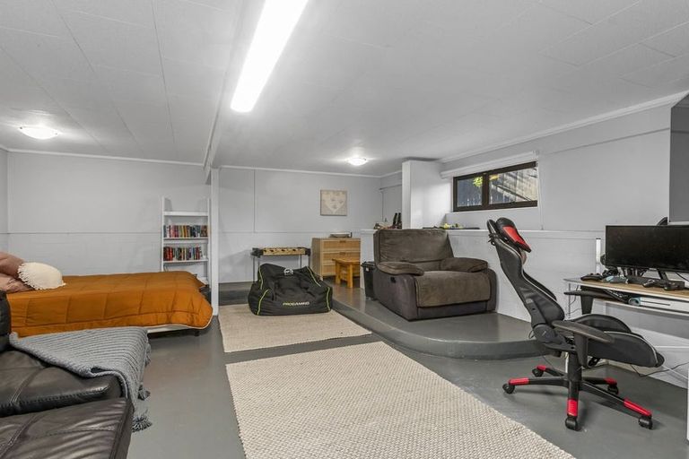 Photo of property in 8 Moa Place, Onerahi, Whangarei, 0110