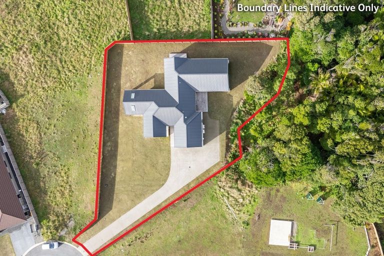 Photo of property in 7 Pihoihoi Close, Waikanae, 5036