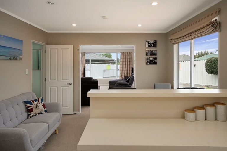 Photo of property in 12 Kate Edger Place, Stoke, Nelson, 7011