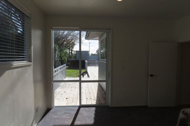 Photo of property in 107 Fulford Street, New Plymouth, 4310