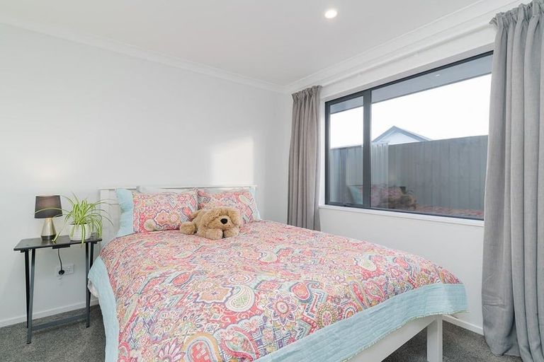 Photo of property in 4 Pierce Street, Marshland, Christchurch, 8083