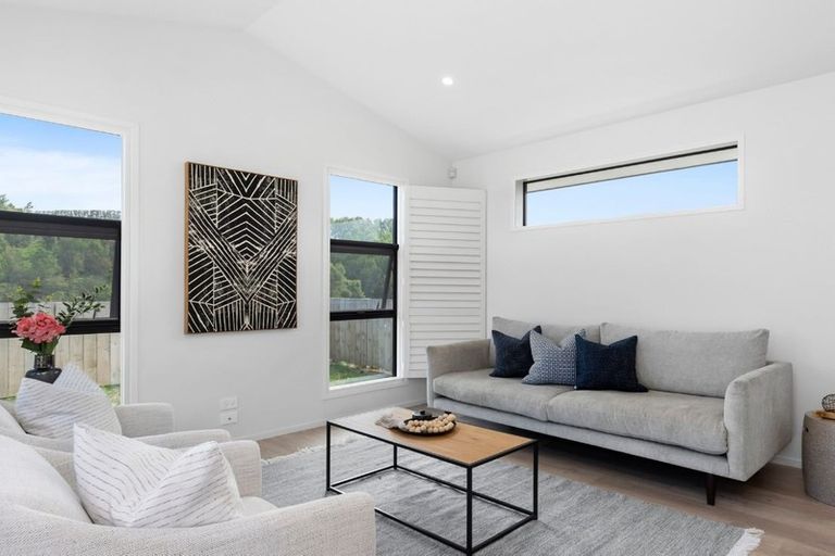 Photo of property in 38 Puhirake Crescent, Pyes Pa, Tauranga, 3112