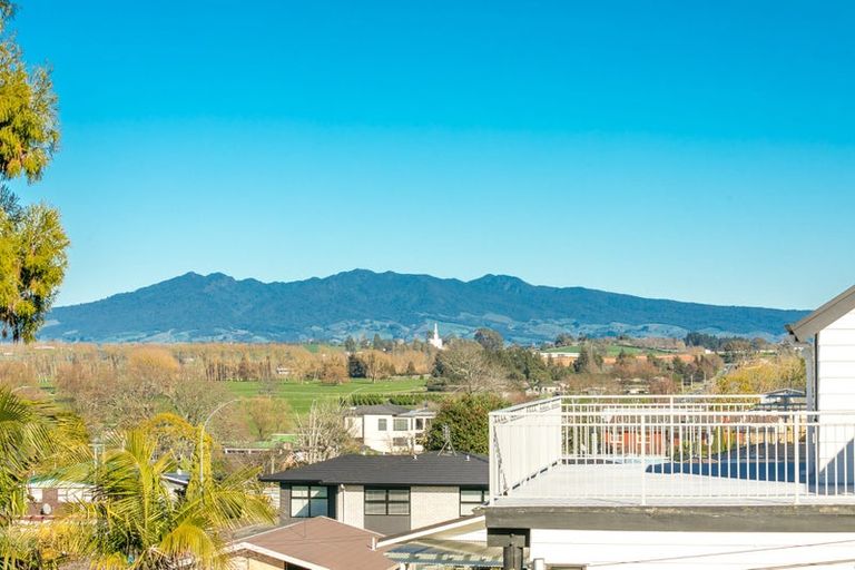 Photo of property in 124 Tuhikaramea Road, Dinsdale, Hamilton, 3204