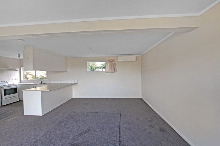 Photo of property in 7 Oldham Way, Crofton Downs, Wellington, 6035