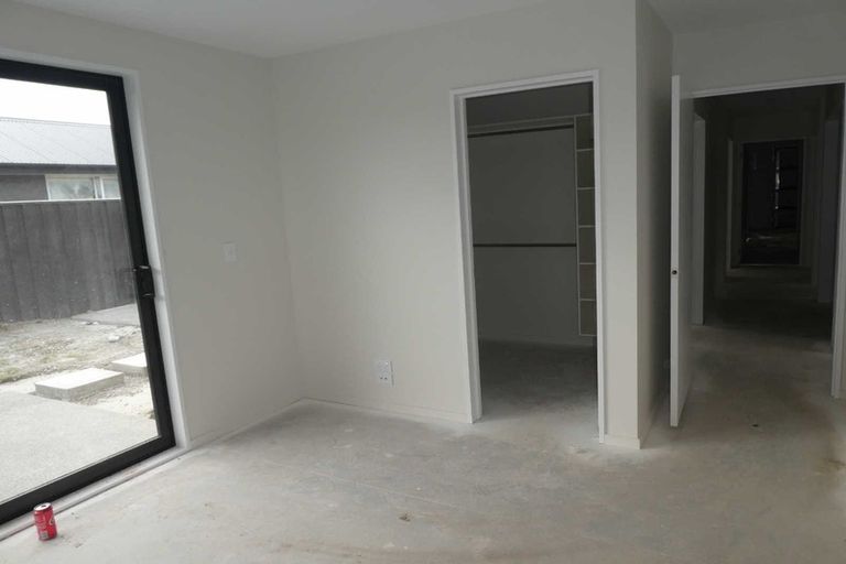 Photo of property in 12 Broadway Parade, Rolleston, 7615