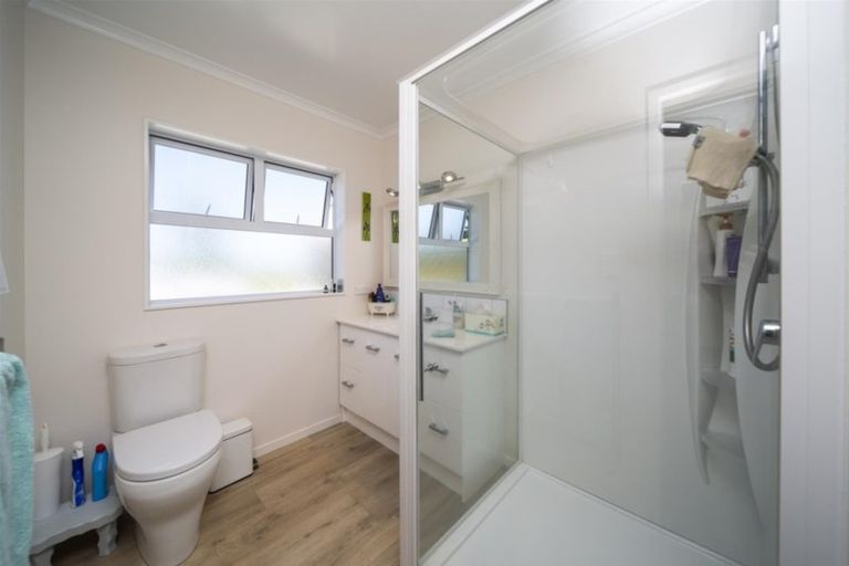 Photo of property in 242b Turuturu Road, Hawera, 4674