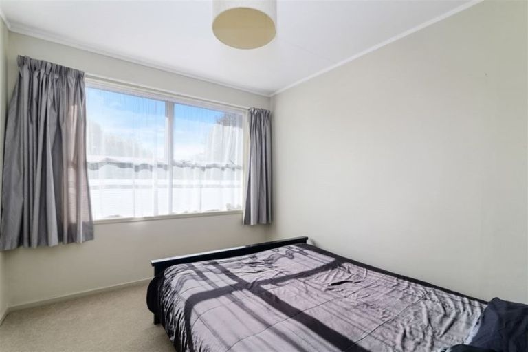 Photo of property in 17 Chaucer Place, Owhata, Rotorua, 3010