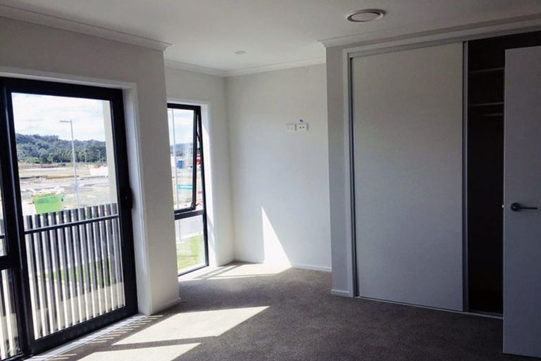 Photo of property in 25 Onekiritea Road, Hobsonville, Auckland, 0616