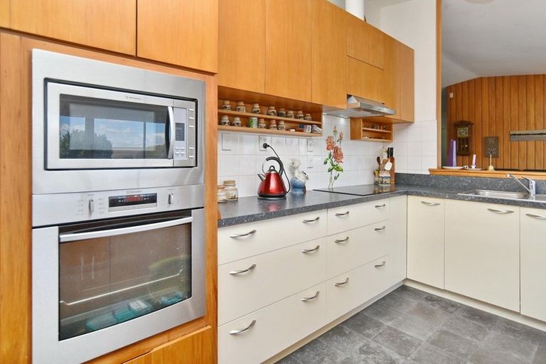 Photo of property in 206 Major Hornbrook Road, Mount Pleasant, Christchurch, 8081