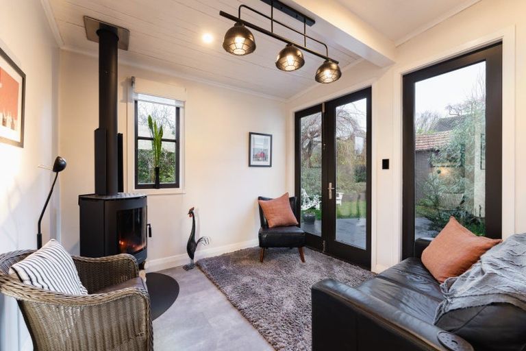 Photo of property in 139 Eglinton Road, Mornington, Dunedin, 9011