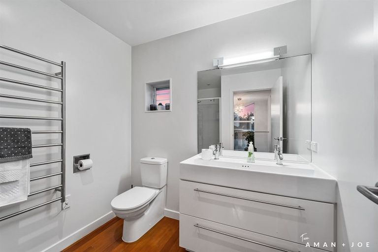 Photo of property in 444 Old Te Atatu Road, Te Atatu Peninsula, Auckland, 0610