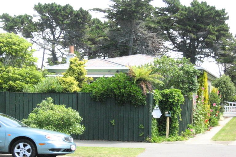 Photo of property in 374 Estuary Road, South New Brighton, Christchurch, 8062