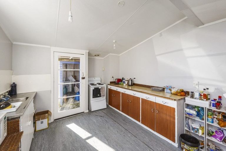 Photo of property in 33 Ada Street, Hokowhitu, Palmerston North, 4410