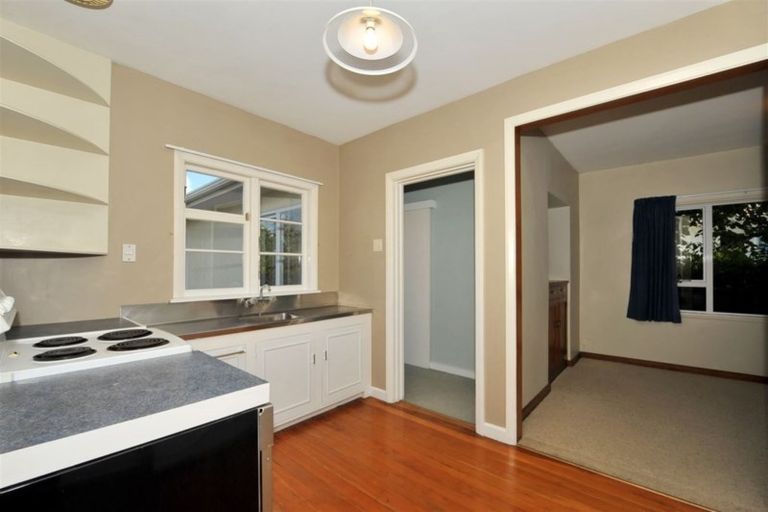 Photo of property in 6 Jennifer Street, Bryndwr, Christchurch, 8053