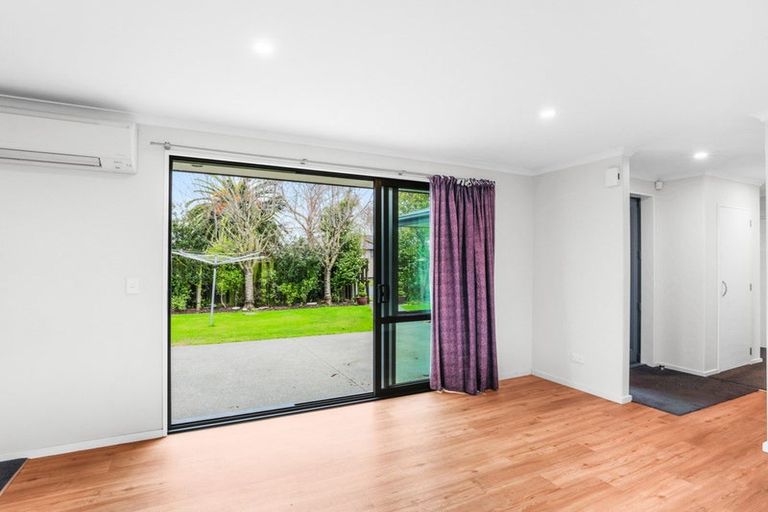 Photo of property in 102 Rowses Road, Aranui, Christchurch, 8061