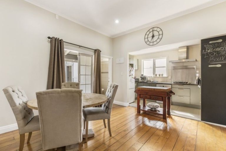 Photo of property in 2/73 Russell Road, Manurewa, Auckland, 2102