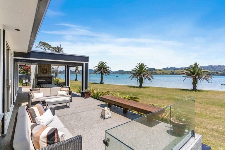 Photo of property in 17 Golden Hills Drive, Pauanui, Hikuai, 3579