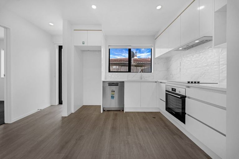 Photo of property in 3/30 Arnwood Street, Manurewa, Auckland, 2102