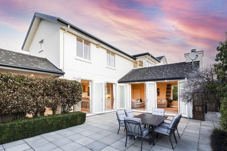 Photo of property in 16 Worsleys Road, Cracroft, Christchurch, 8025