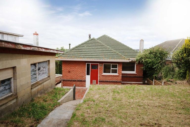 Photo of property in 136 Forfar Street, Clyde Hill, Dunedin, 9011