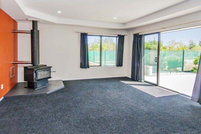 Photo of property in 33 Mchugh Crescent, Darfield, 7510