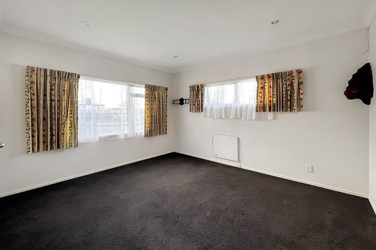 Photo of property in 30 Vogel Street, Roslyn, Palmerston North, 4414