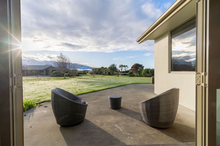 Photo of property in 11 Hawea Place, Te Anau, 9600