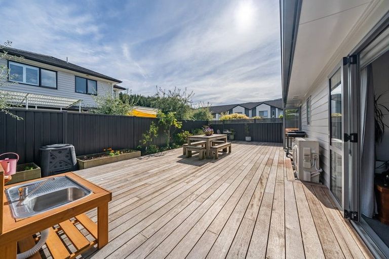 Photo of property in 9 Chalfont Road, Silverstream, Upper Hutt, 5019