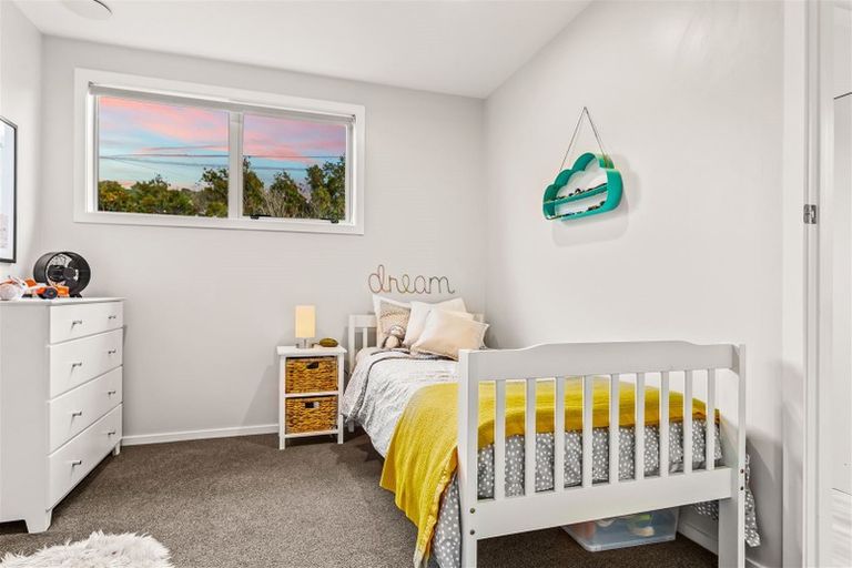 Photo of property in 84 Waitea Road, Muriwai, Waimauku, 0881