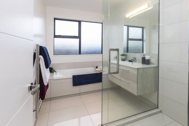 Photo of property in 6 Kilkivan Lane, Broomfield, Christchurch, 8042