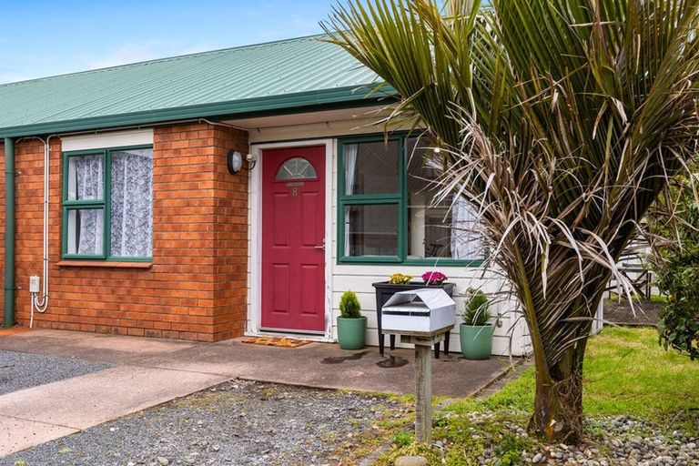 Photo of property in 68 Whiteley Street, Moturoa, New Plymouth, 4310
