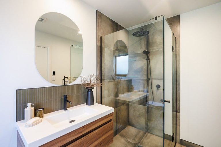 Photo of property in 12a Busby Place, Awapuni, Palmerston North, 4412