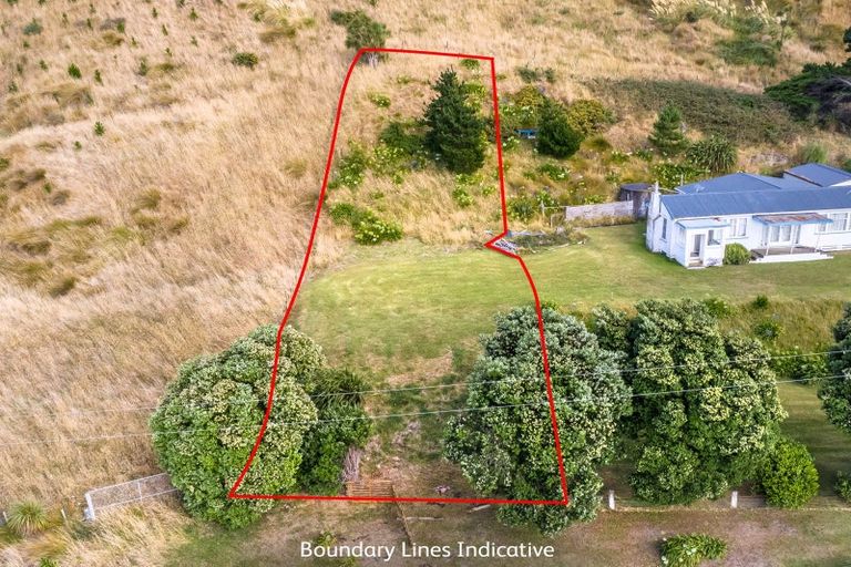 Photo of property in 1061 Mataikona Road, Mataikona, Tinui, 5889