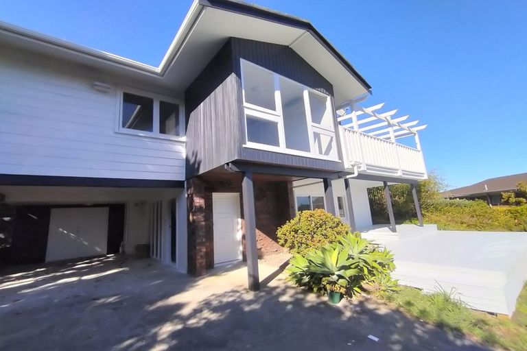 Photo of property in 18 Chevis Place, Pakuranga, Auckland, 2010