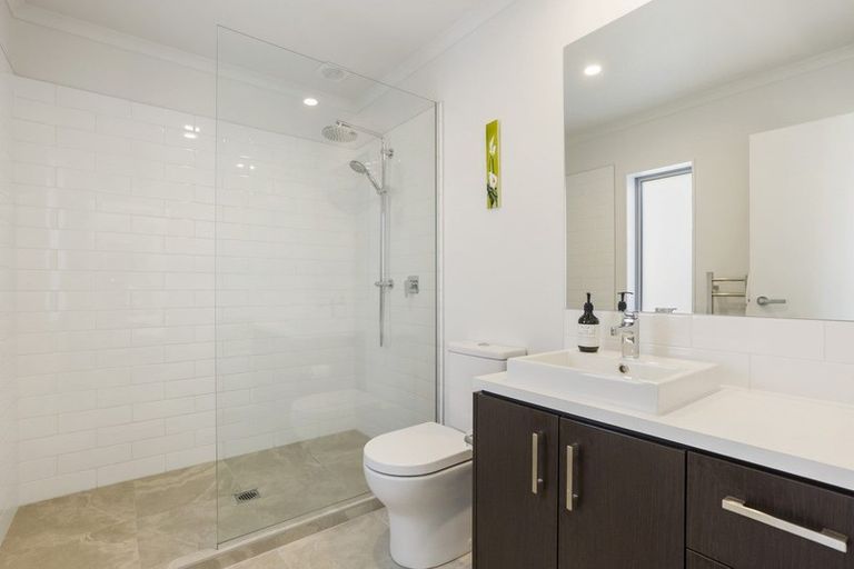 Photo of property in 47 Beachwood Drive, Hatfields Beach, Orewa, 0931