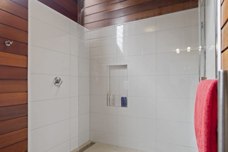 Photo of property in 92 Darraghs Road, Brookfield, Tauranga, 3110