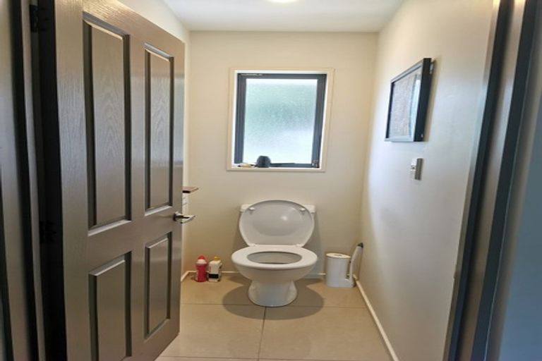 Photo of property in 2 Carew Common, Rolleston, 7614