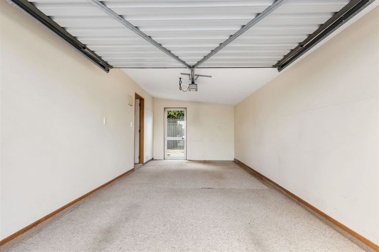 Photo of property in 2/12 Barrie Street, Addington, Christchurch, 8024