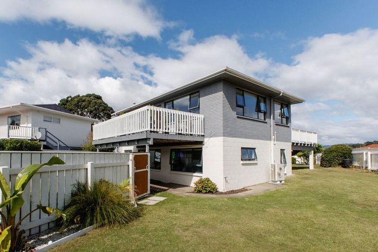 Photo of property in 1 Ohiwa Parade, Ohope, 3121