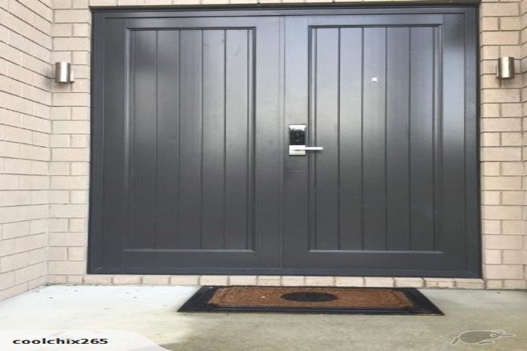 Photo of property in 29 Midhurst Avenue, Henderson, Auckland, 0612