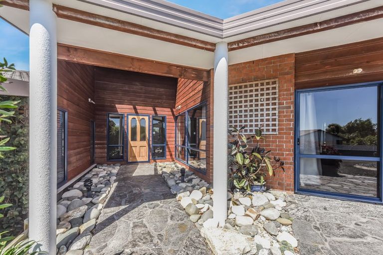 Photo of property in 8 James Cross Place, Mapua, 7005