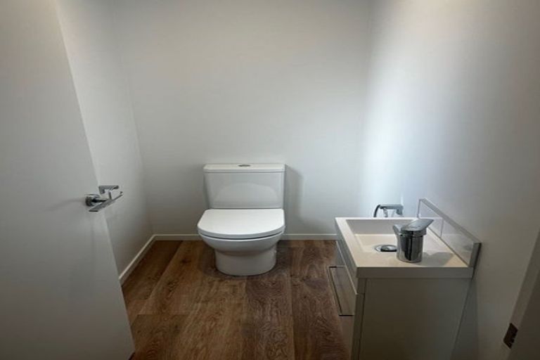 Photo of property in 6 Breakwater Way, Whitby, Porirua, 5024