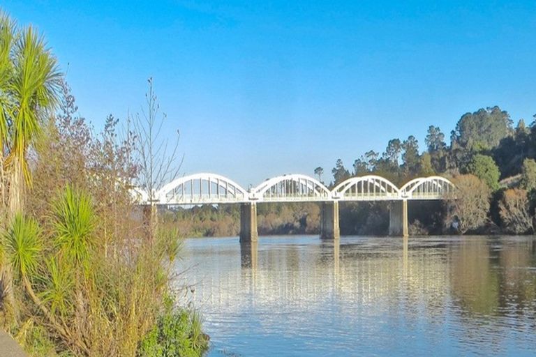 Photo of property in 19 Hua Place, Tuakau, 2121